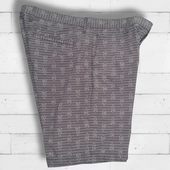 Tommy Bahama Pina Party Shorts 38 – Gray Pineapple Print Performance Stretch - Picture 9 of 15